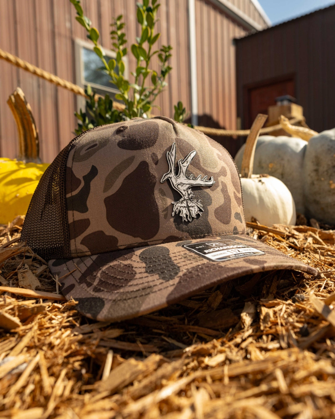 Brown Camo – White Silhouette Hat