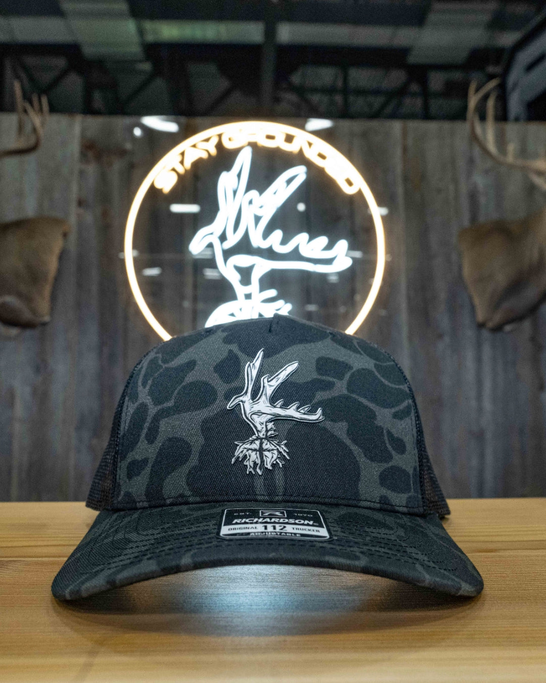 Black Camo – White Silhouette Hat
