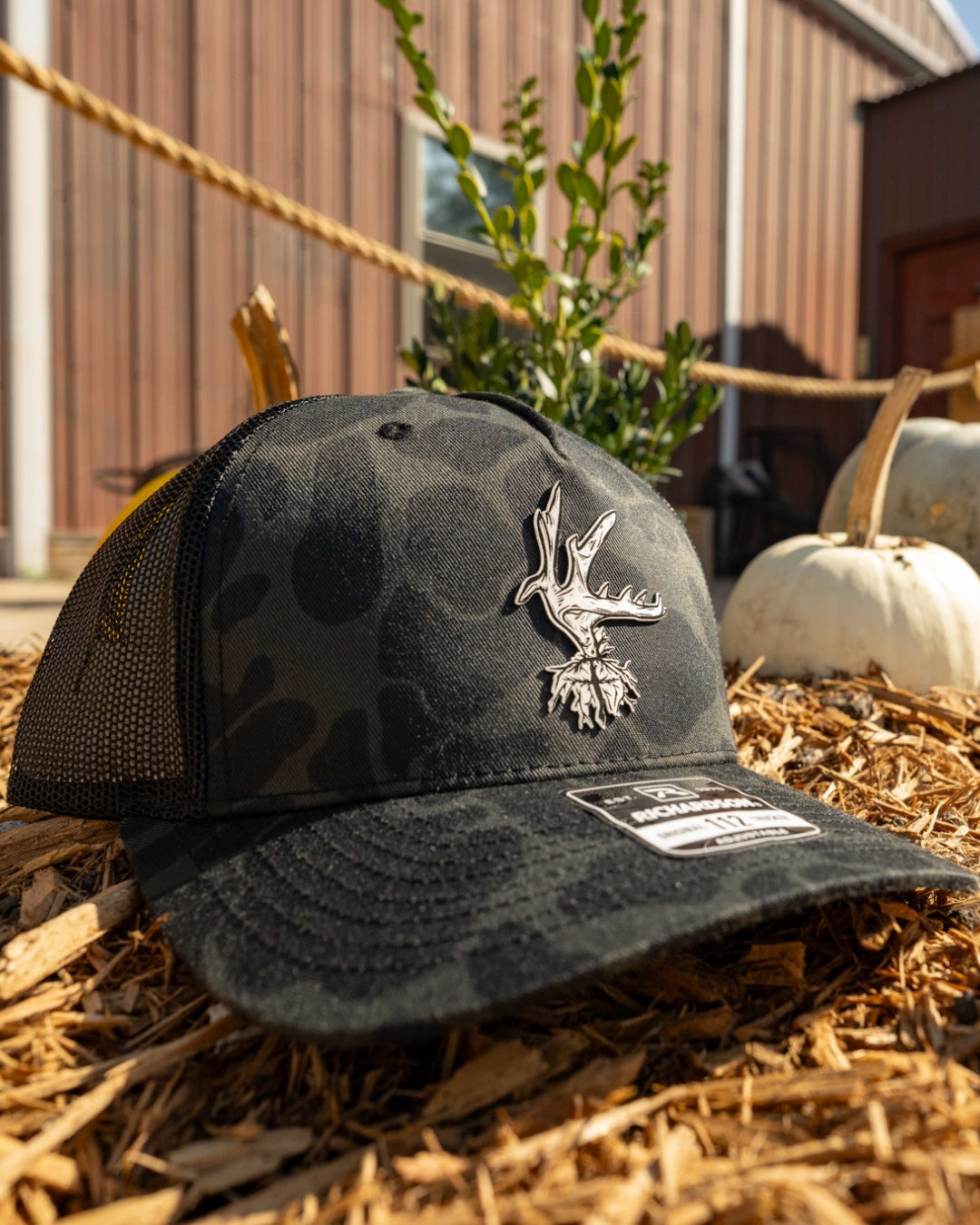 Black Camo – White Silhouette Hat